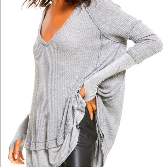 Free People oversized Laguna thermal thumb holes in light heather gray size XS - Picture 3 of 14